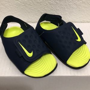 Nike kids sandals
